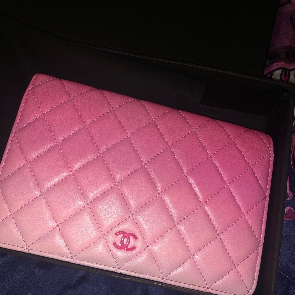 Chanel Pink Ombré Lambskin Wallet